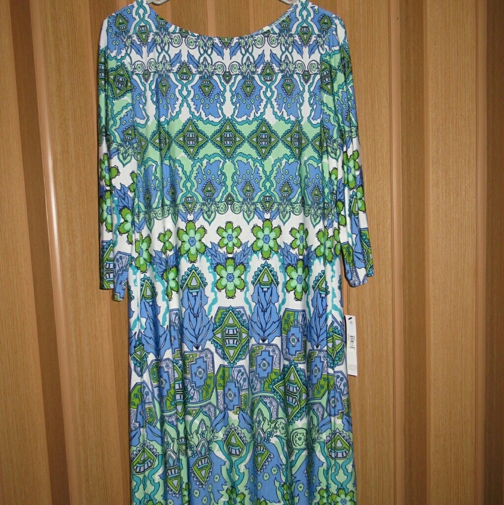 COPY - MAGGY LONDON PRINT DRESS